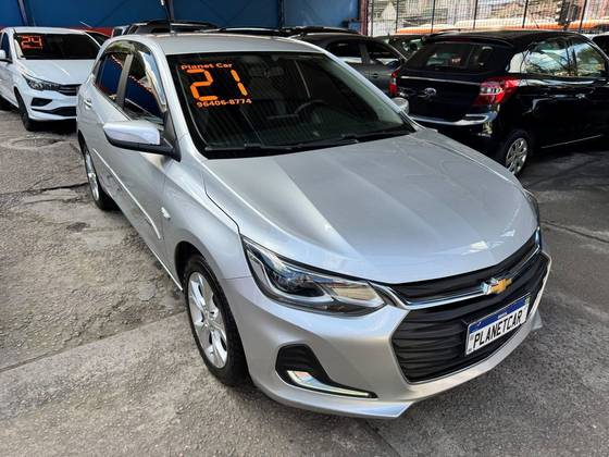 CHEVROLET ONIX 1.0 TURBO FLEX PREMIER AUTOMÁTICO CHEVROLET ONIX 1.0 TURBO FLEX PREMIER AUTOMÁTICO